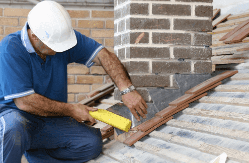 Comprehensive Guide to Repairing Damaged Flashing During Roof Cleaning in Knoxville