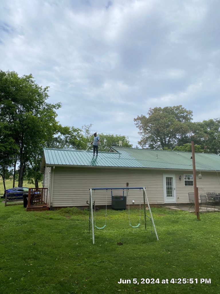 metal roof washing